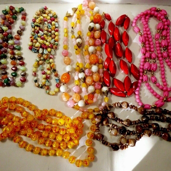 Trifari Jewelry Vintage Retro Lot Of 7 Multi Color Fashion Strands